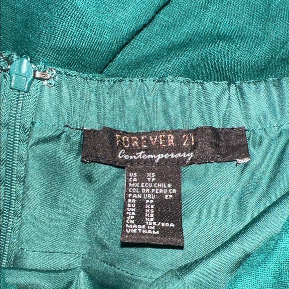 Forever 21 Green Off-Shoulder Mini Dress - Picture 5 of 7